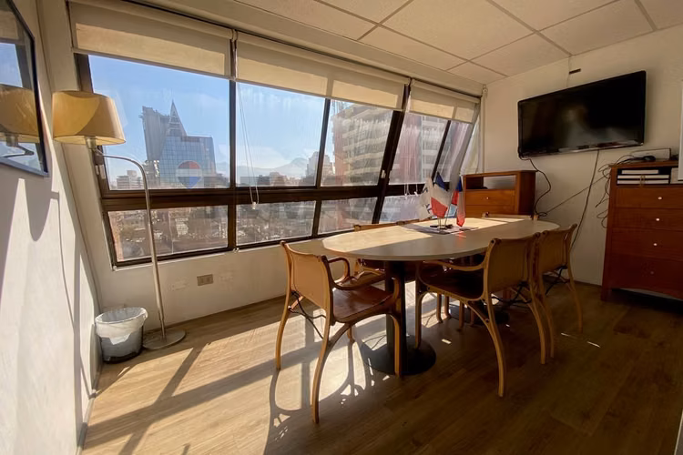 Oficina en venta en barrio el golf, las condes