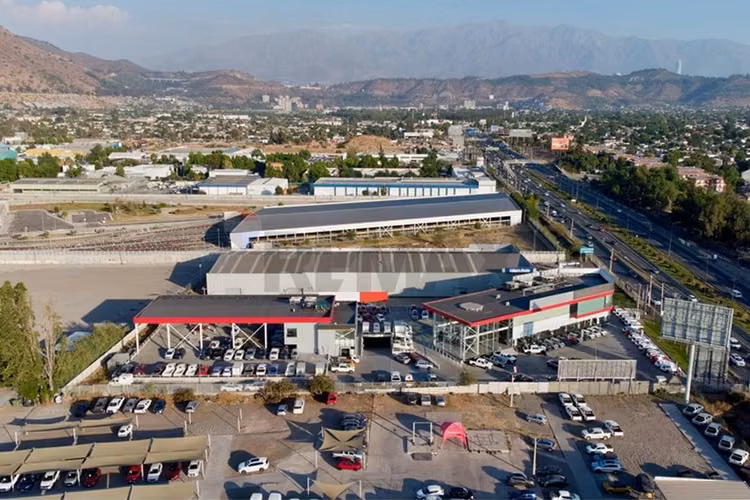Gran propiedad comercial en inmejorable ubicación