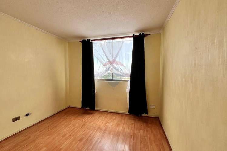 Vista despejada, estacionamiento y bodega! - Imagen 18
