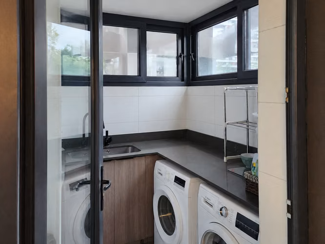 ARRIENDO AMOBLADO EN EXCLUSIVO SECTOR EL GOLF – LAS CONDES – 60 UF - Imagen 15