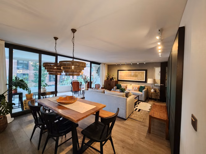 ARRIENDO AMOBLADO EN EXCLUSIVO SECTOR EL GOLF – LAS CONDES – 60 UF - Imagen 1