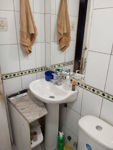 CASA ESQUINA EN PASAJE CERRADO 3 DORMITORIOS, 1 BAÑO - Imagen 16