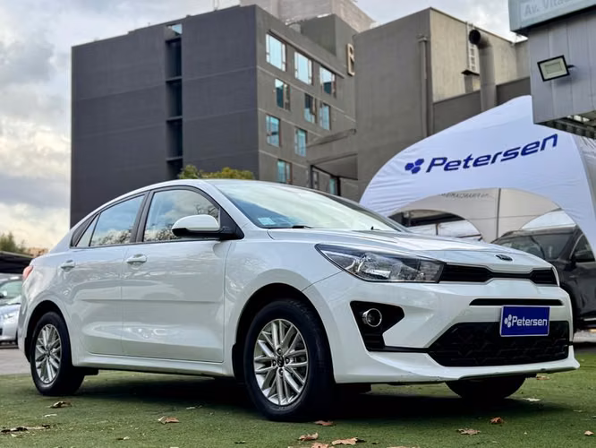 KIA RIO 4 LX 1.4L 6MT AC ABS - 2022 | 2860