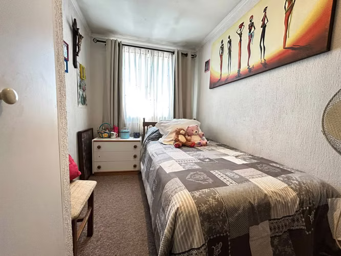 CASA FAMILIAR VENTA EN QUILICURA  3D   Y 2 B CERCA DEL METRO - Imagen 9
