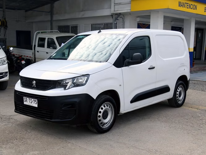 PEUGEOT PARTNER 2023