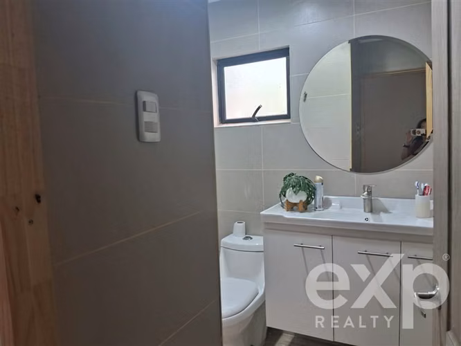 Casa en venta de 3 dorm, 3 bañ. en Huertos Familiares Tiltil