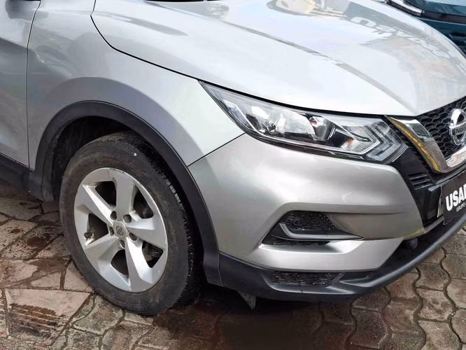 NISSAN QASHQAI 2019