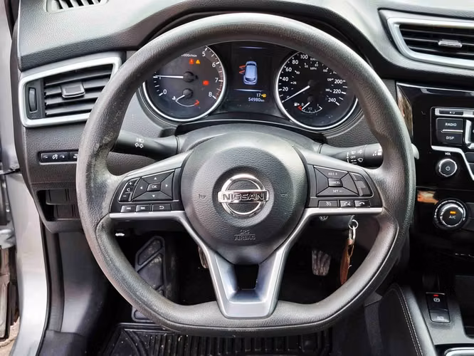 NISSAN QASHQAI 2019