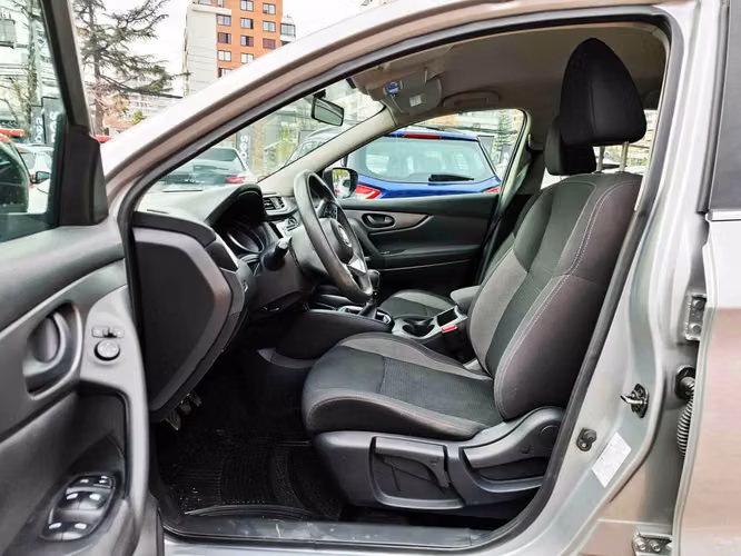 NISSAN QASHQAI 2019