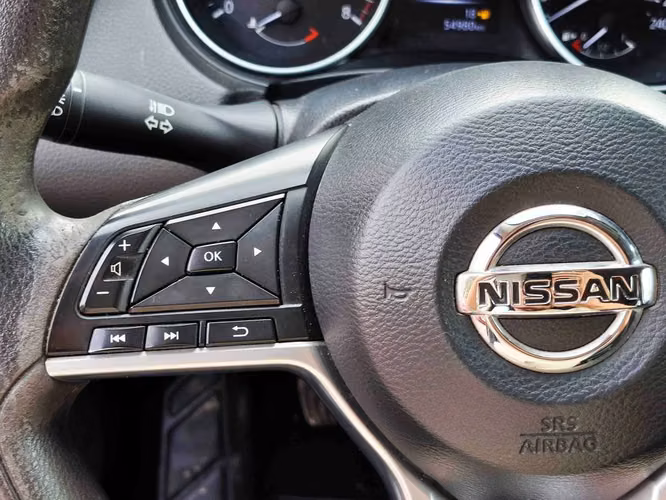 NISSAN QASHQAI 2019