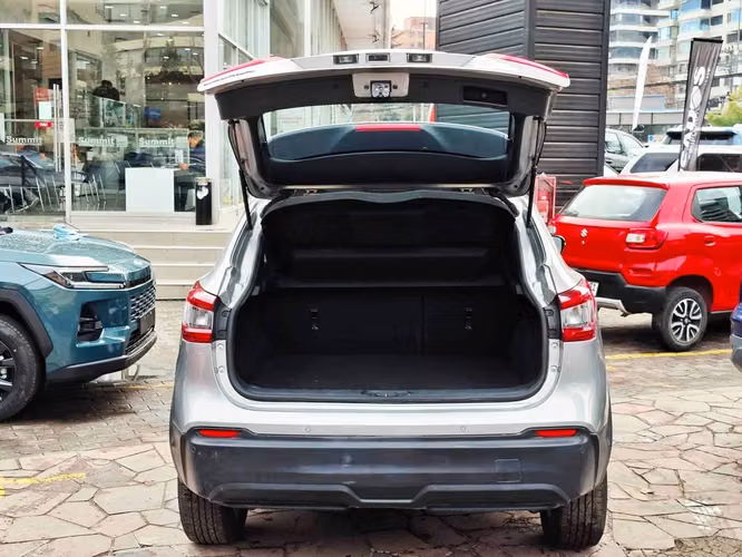 NISSAN QASHQAI 2019