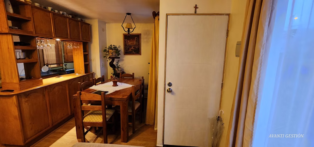 ARRIENDO CASA 1 PISO AMOBLADA EN JARDIN ORIENTE