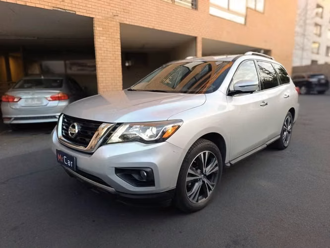 NISSAN PATHFINDER EXCLUSI CVT 4WD - 2018 | 2585