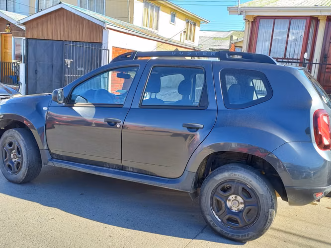 VENDO POR MUDANZA — Renault Duster Life 1.5, 2020