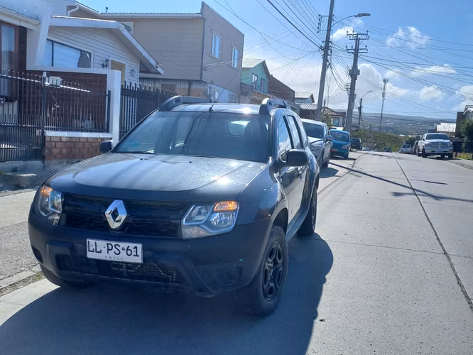 VENDO POR MUDANZA — Renault Duster Life 1.5, 2020
