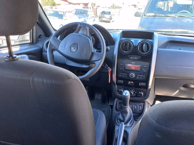VENDO POR MUDANZA — Renault Duster Life 1.5, 2020