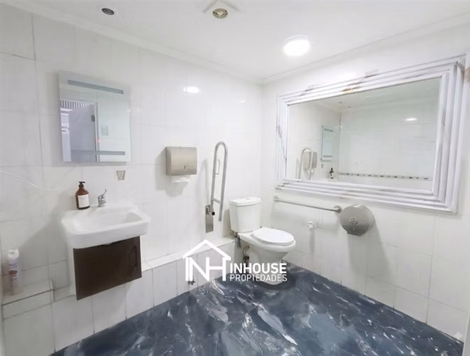 Clinica estetica en arriendo en Santiago - Imagen 4