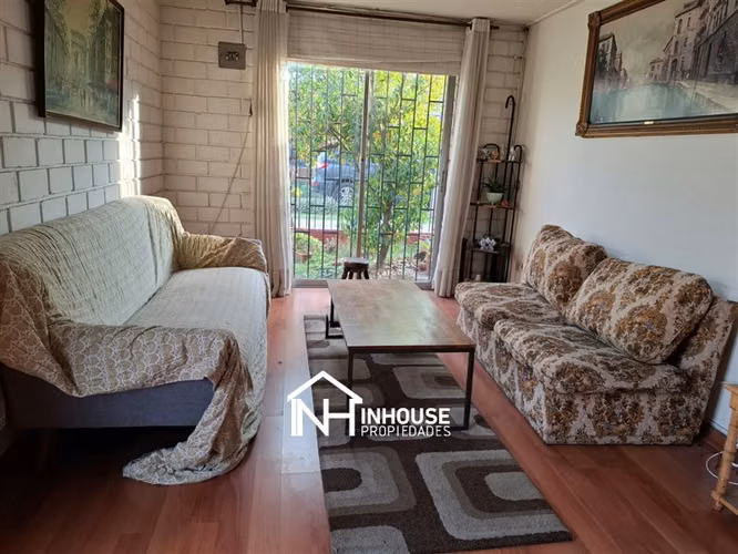 Casa en venta de 4 dorm. en Lo Prado