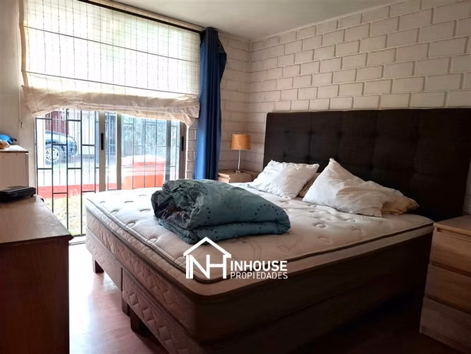 Casa en venta de 4 dorm. en Lo Prado