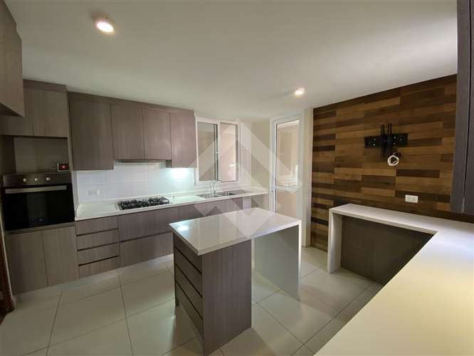 Casa en venta de 4 dorm. en Colina Chamisero - Imagen 4