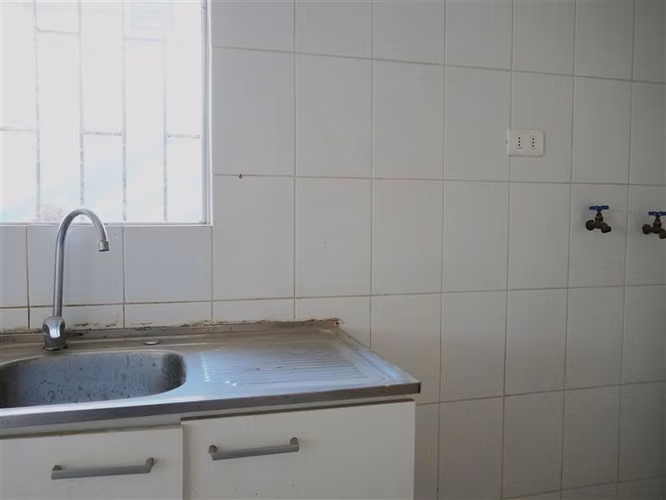 Casa en venta de 2 dorm. 1 baño 1Est 1 Bodega - QUILLOTA