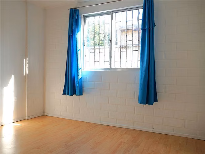 Casa en venta de 2 dorm. 1 baño 1Est 1 Bodega - QUILLOTA