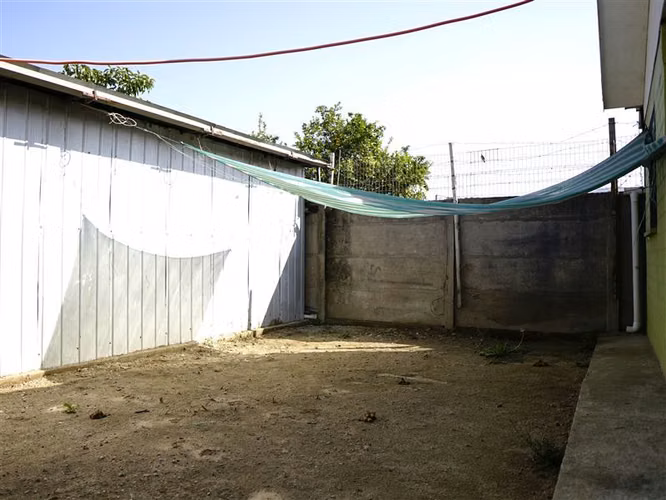 Casa en venta de 2 dorm. 1 baño 1Est 1 Bodega - QUILLOTA