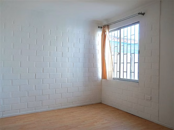 Casa en venta de 2 dorm. 1 baño 1Est 1 Bodega - QUILLOTA