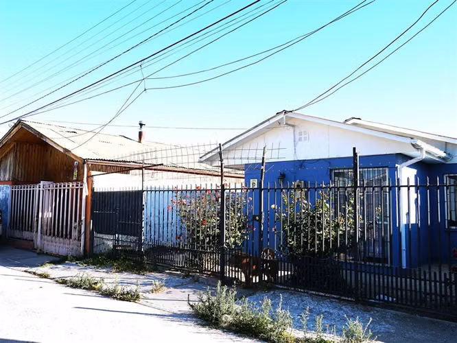Casa en venta de 2 dorm. 1 baño 1Est 1 Bodega - QUILLOTA