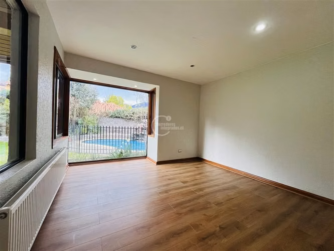 Arriendo casa de 3D y 3B en Lo Barnechea Shopping La Dehesa