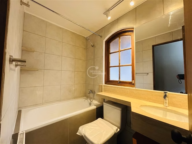 Arriendo casa de 3D y 3B en Lo Barnechea Shopping La Dehesa
