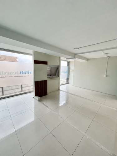  ARRIENDO DE OFICINAS, BOX EN EDIFICIO ARENAS DE AMUNATEGUI, 209 Y 210, 29,66 MT2 CADA UNA.