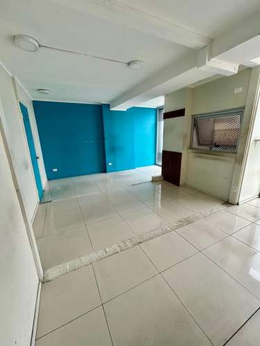  ARRIENDO DE OFICINAS, BOX EN EDIFICIO ARENAS DE AMUNATEGUI, 209 Y 210, 29,66 MT2 CADA UNA.