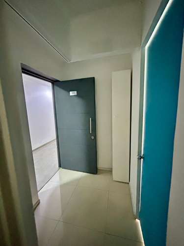  ARRIENDO DE OFICINAS, BOX EN EDIFICIO ARENAS DE AMUNATEGUI, 209 Y 210, 29,66 MT2 CADA UNA.