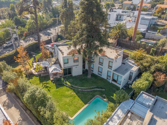 Casa en venta en Valenzuela Puelma en La Reina Alta