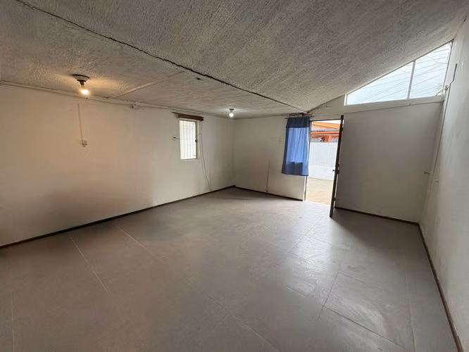 SE ARRIENDA CASA EN VILLA EL AMANECER, QUILLOTA