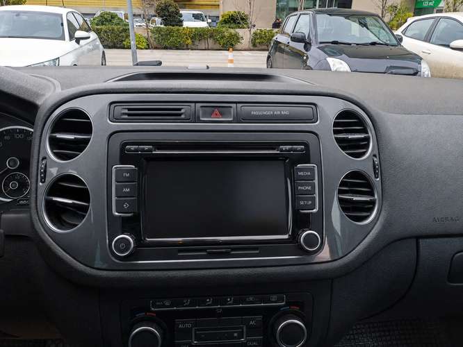 VOLKSWAGEN TIGUAN FL HIGH. 2.0 TDI 4X4 AT - 2013 | 4440 - Imagen 16