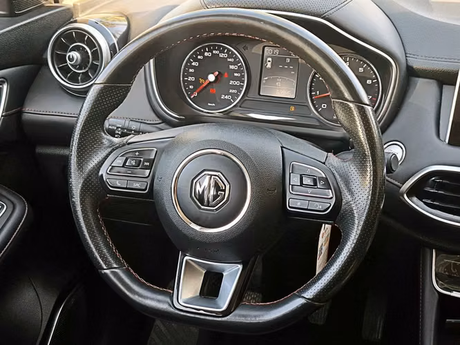 MG HS 2023 - Imagen 12