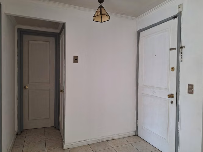 Arriendo amplio departamento con patio exclusivo en Las Condes - Imagen 13