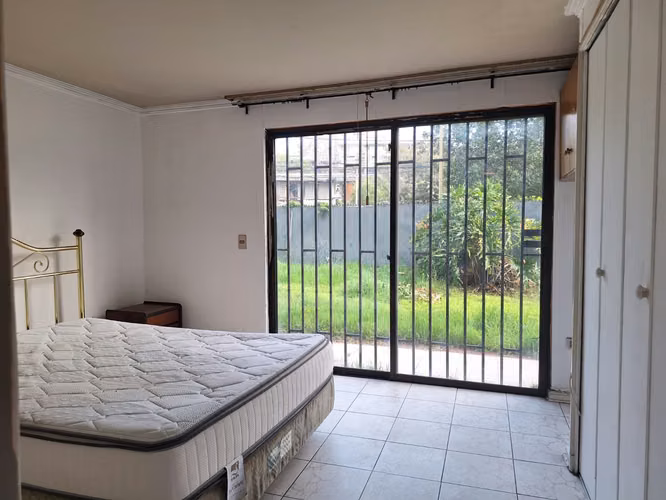 Arriendo amplio departamento con patio exclusivo en Las Condes - Imagen 16