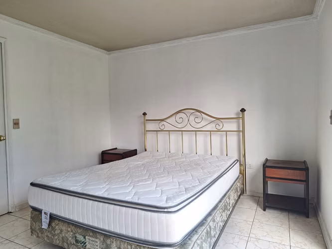 Arriendo amplio departamento con patio exclusivo en Las Condes - Imagen 17