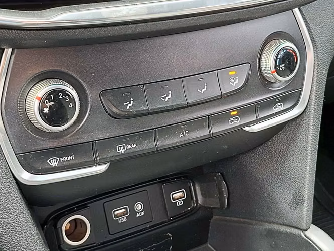 HYUNDAI SANTA FE 2021