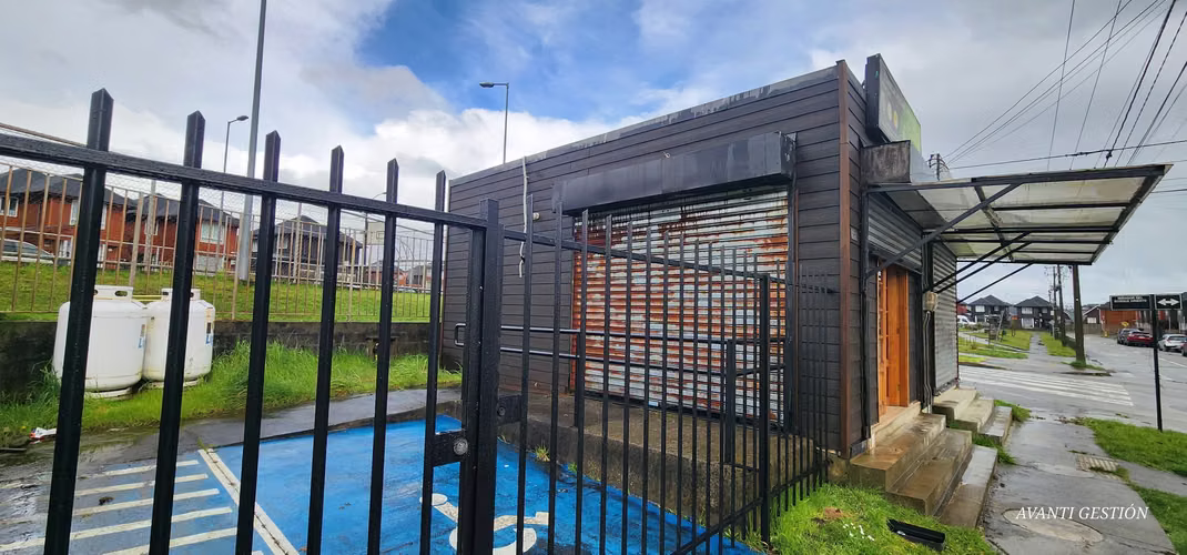 ARRIENDO LOCAL COMERCIAL EN BOSQUEMAR - Imagen 12
