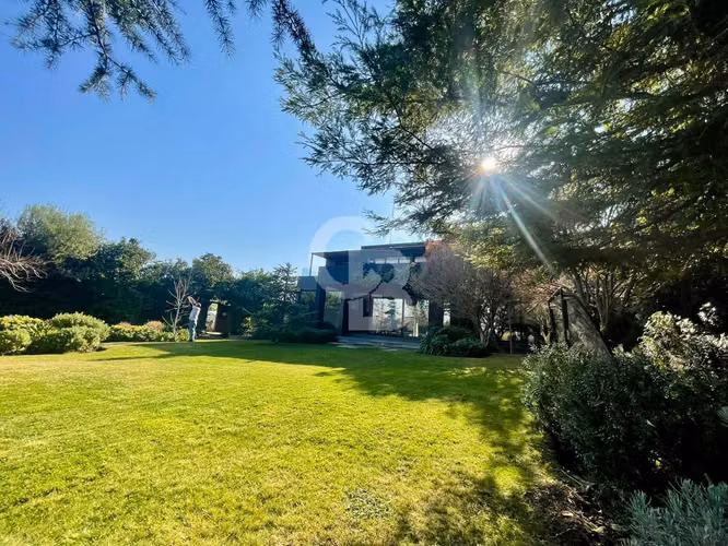 Encantadora Casa Familiar en Zona Exclusiva