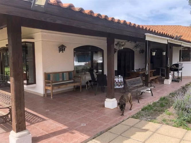 Parcela con casa en venta en Isla de Maipo/ Talagante