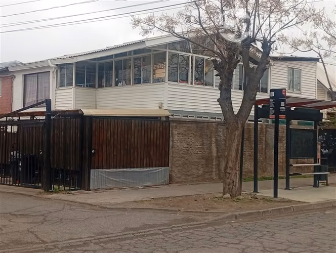 Casa en venta 5D+2B+1EST. en Puente Alto