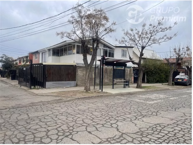 Casa en venta 5D+2B+1EST. en Puente Alto