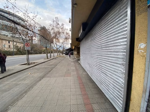 Local Comercial en arriendo en Providencia - Imagen 3