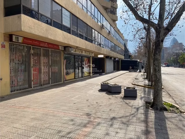 Local Comercial en arriendo en Providencia