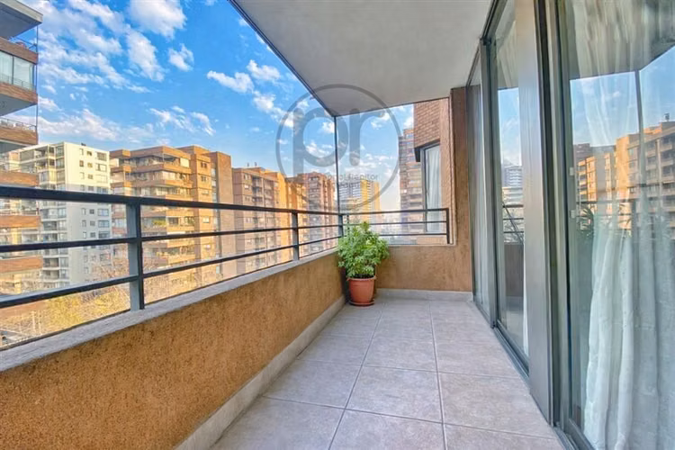 Las Condes, venta elegante depto 4 dorm. Vista y amplitud - Imagen 17